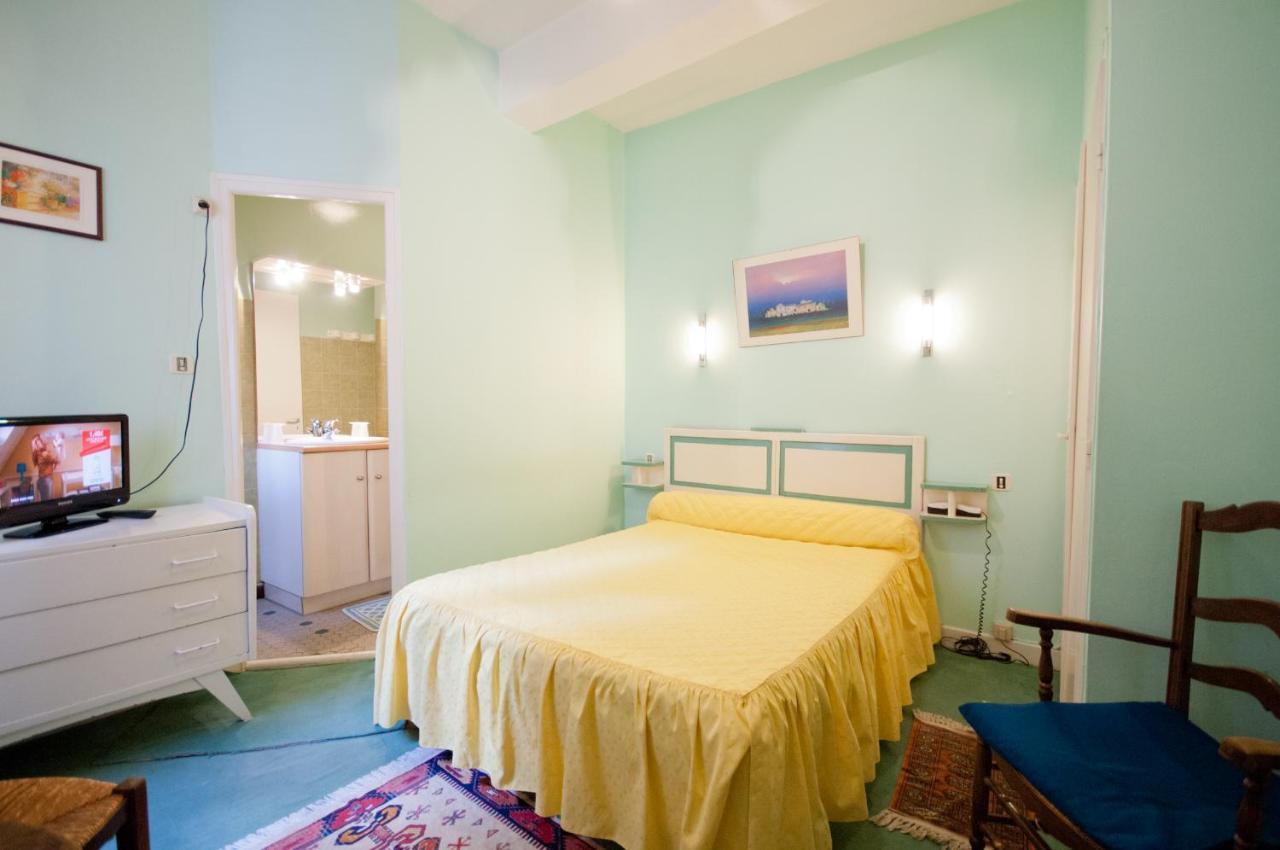 Hotel Saint Vincent Bagnères-de-Bigorre Esterno foto